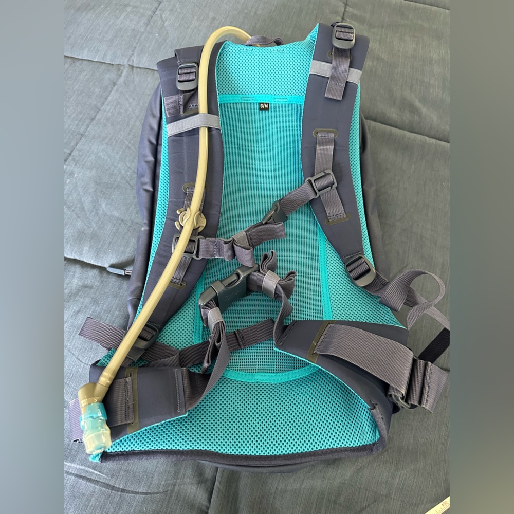 Hydroflask Hydration Back Pack. - image 2